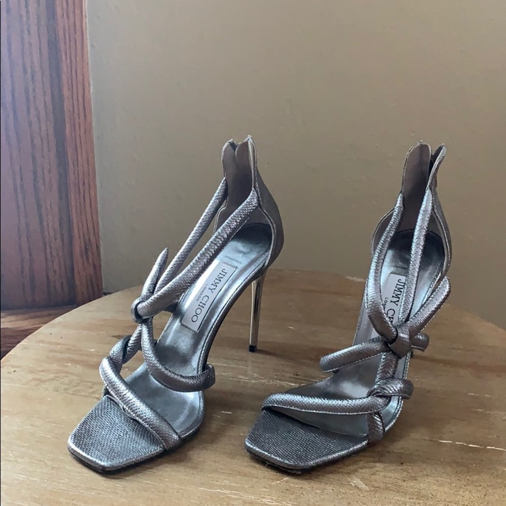 Heels - Picture 4 of 5